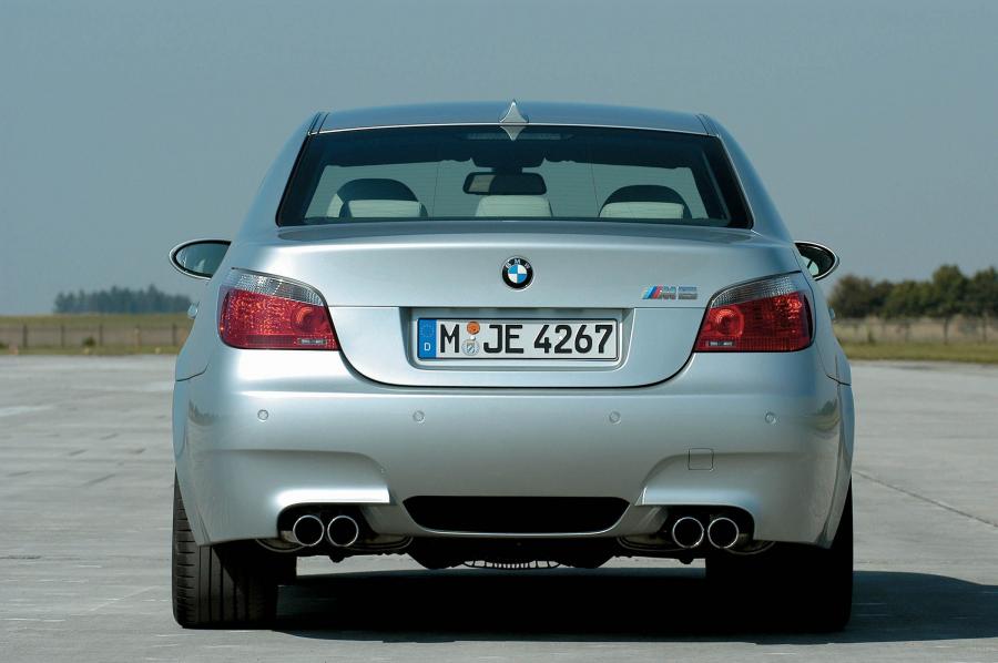  BMW M5 (E60) 2004 года  (WW) (фото 15 из 98)